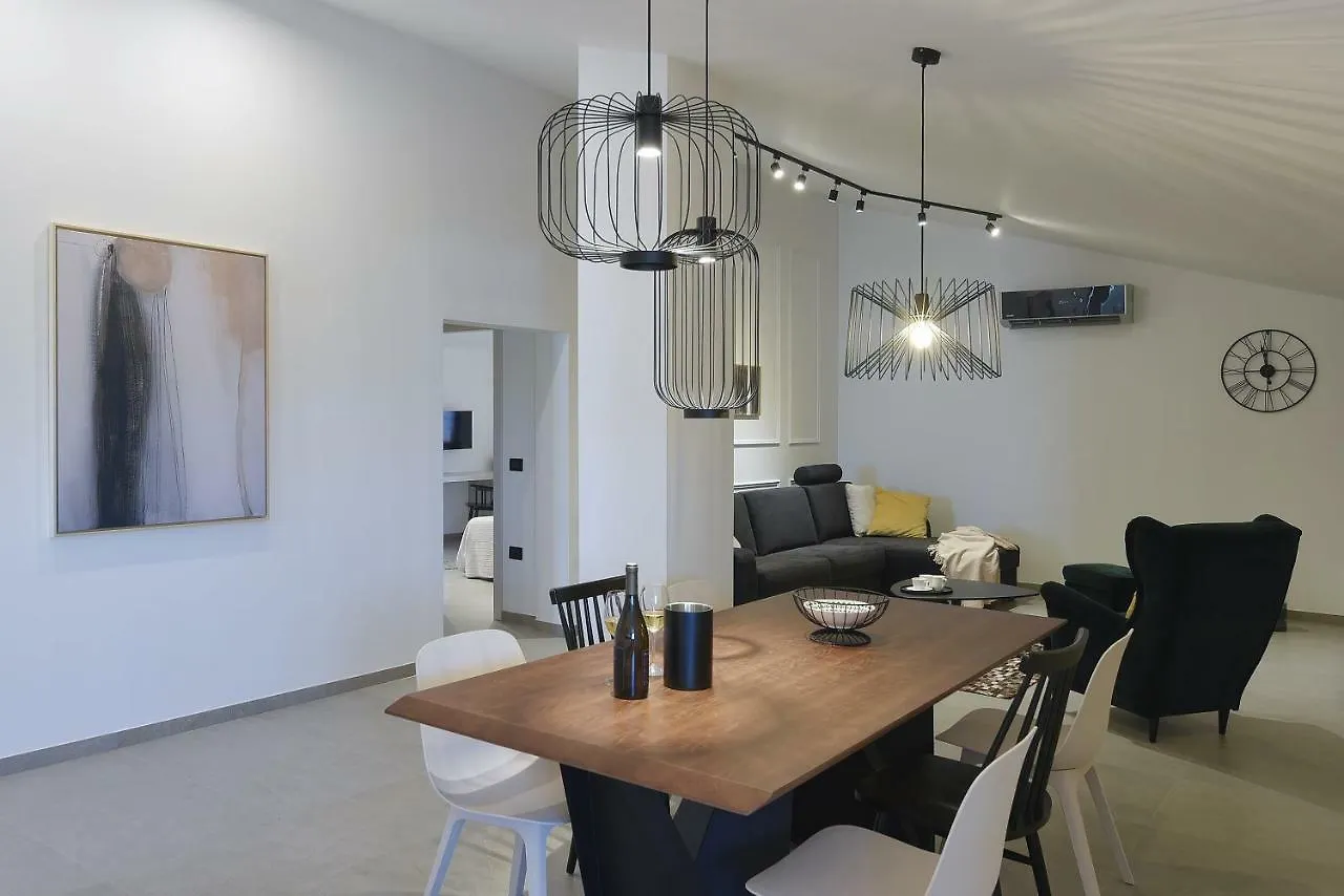 Villa Authentic Pula Apartament